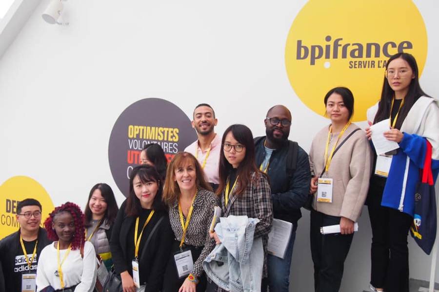 Chouaib Rahmouni avec un groupe, Bpifrance